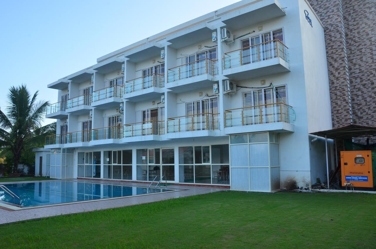 Nilaya Beach Resort Alibág Kültér fotó